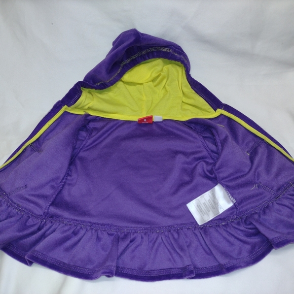 PUMA brand 2 piece set for baby size 12 months. - Picture 3 of 14